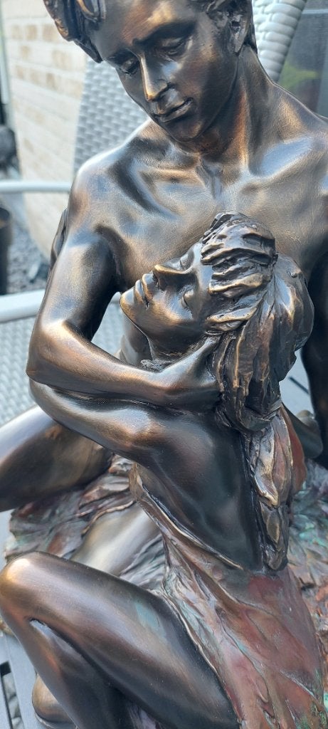 Bronzen mooi beeld koppel 43 cm hoog, Tuin en Terras, Tuinbeelden, Ophalen, Zo goed als nieuw