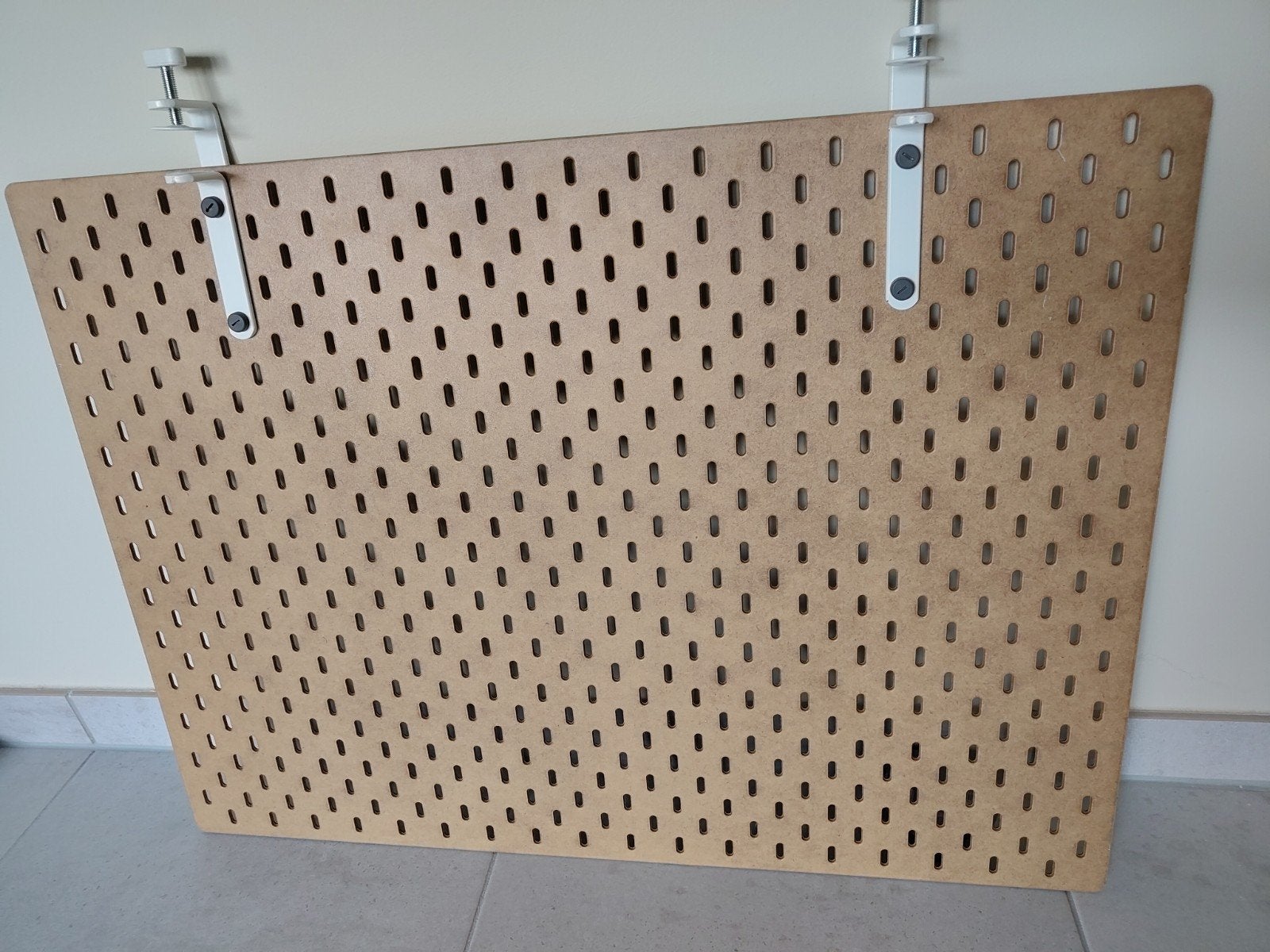 Skadis pegboard, Huis en Inrichting, Woonaccessoires | Memoborden, Ophalen, Zo goed als nieuw, Overige typen