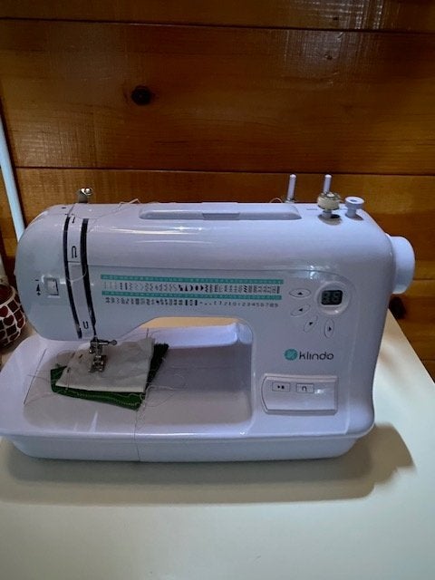machine a coudre, Hobby & Loisirs créatifs, Enlèvement, Comme neuf, Machine à coudre, Autres marques