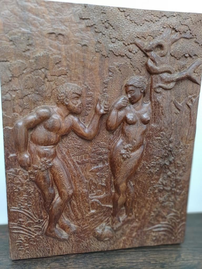 Adam en Eva  houtsnijwerk, Ophalen
