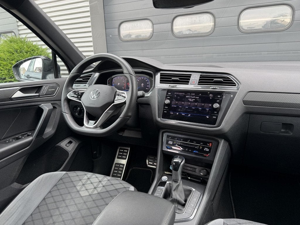 Volkswagen Tiguan 1.5 TSI R-Line Business+ (automatique), Autos, Volkswagen, Achat, 1800 kg, Entreprise, 5 portes