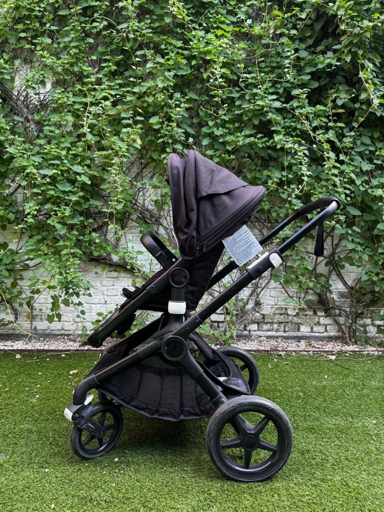 Bugaboo Fox 2 Black 2-in-1 + accessoires, Kinderen en Baby's, Buggy's, Gebruikt, Overige merken, Verstelbare rugleuning, Voetenzak