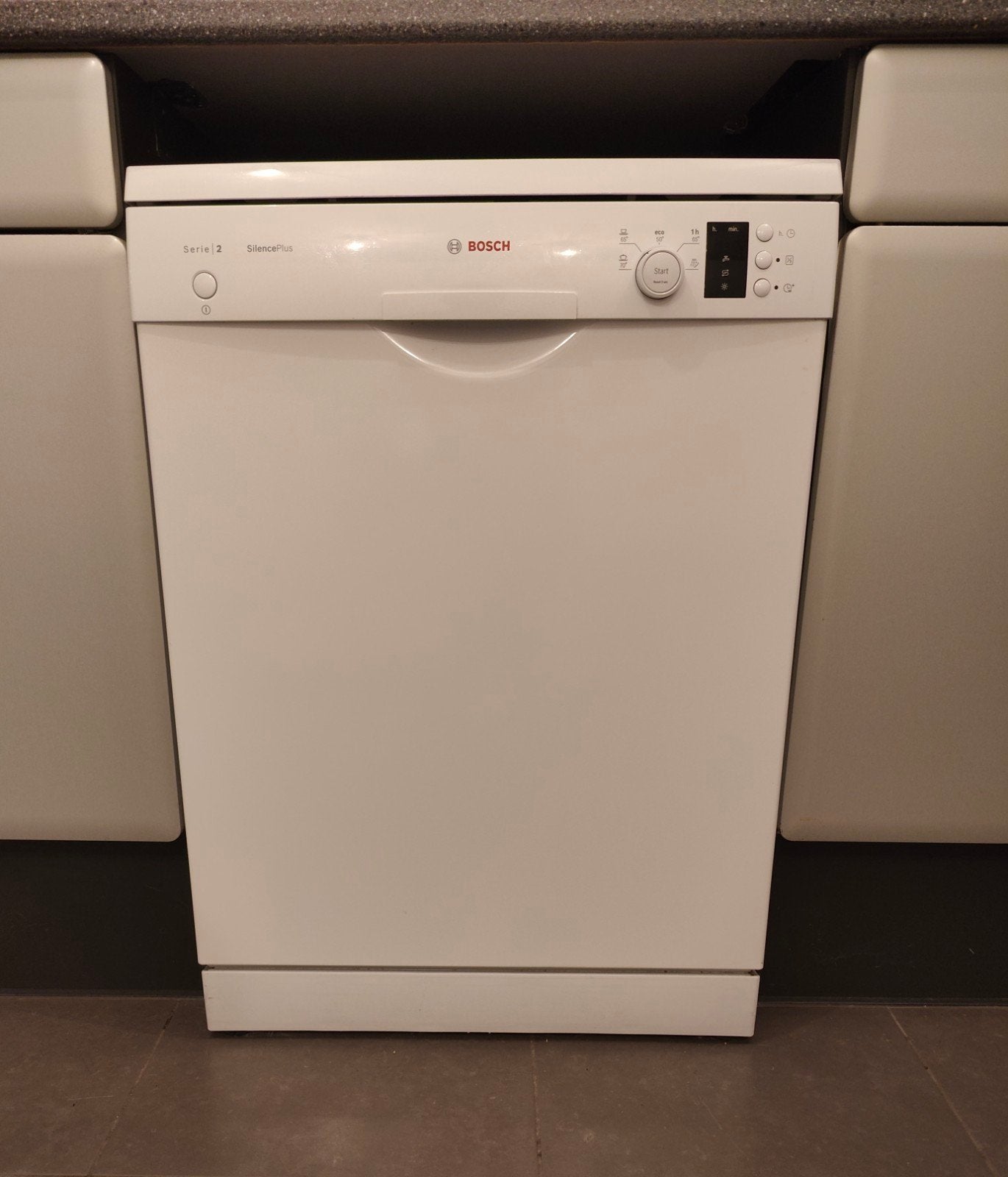 Afwasmachine Bosch, Ophalen