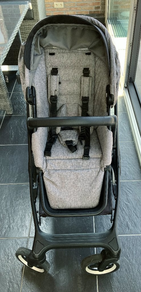thule sleek - grey melange on black frame, Gebruikt, Combiwagen, Duowagen, Ophalen