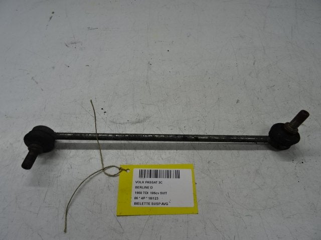 BIELLETTE DE BARRE STABILISATRICE AVANT GAUCHE Passat (3C2), Volkswagen, Mevr. I. Hauben, Utilisé, Rue de l'Espoir 34 34
4030  GRIVEGNÉE, BE