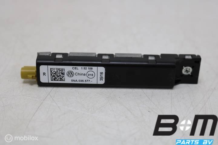 Antenneversterker VW Tiguan 5NA 5NA035577, Auto diversen, Autoradio's, Gebruikt