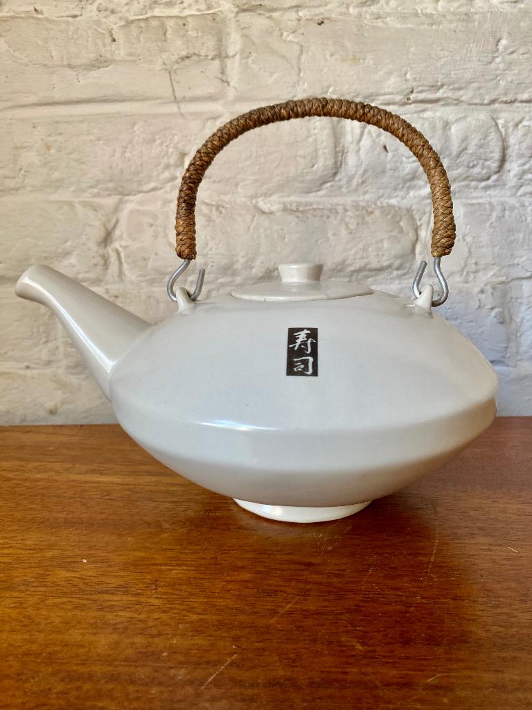 Théière Japonaise blanche, Enlèvement ou Envoi