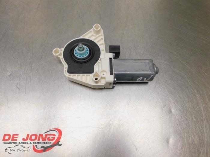Moteur de vitre portière d'un Volkswagen Passat, Volkswagen, -, 3 mois de garantie, Utilisé