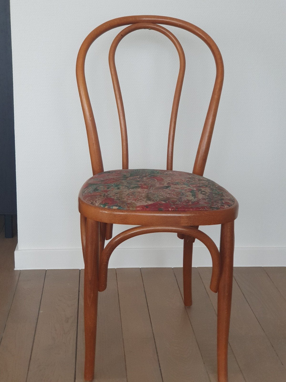 thonet stoelen, Ophalen, Zo goed als nieuw