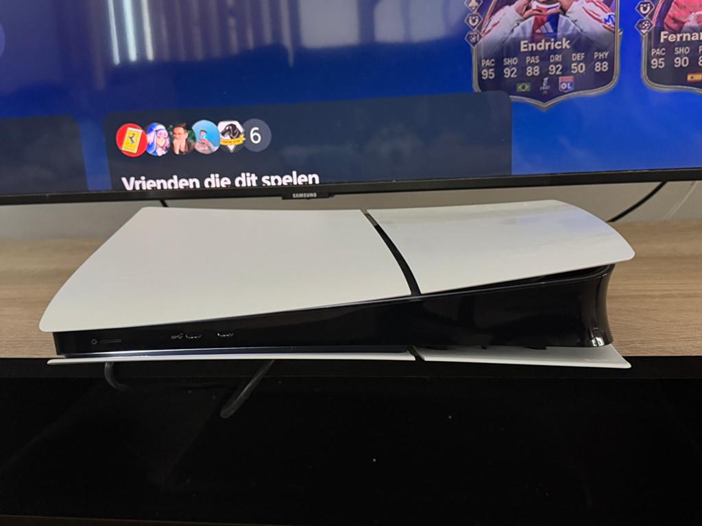 Playstation 5+ controller, Games en Spelcomputers, Spelcomputers | Sony PlayStation 5, Ophalen of Verzenden, Zo goed als nieuw