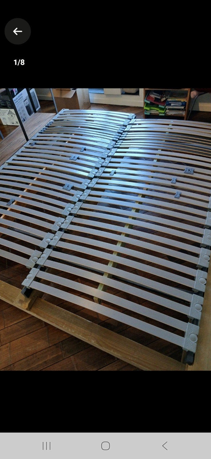 sommiers + basse de lit . À donner 
2x90
Basse du lit, Enlèvement