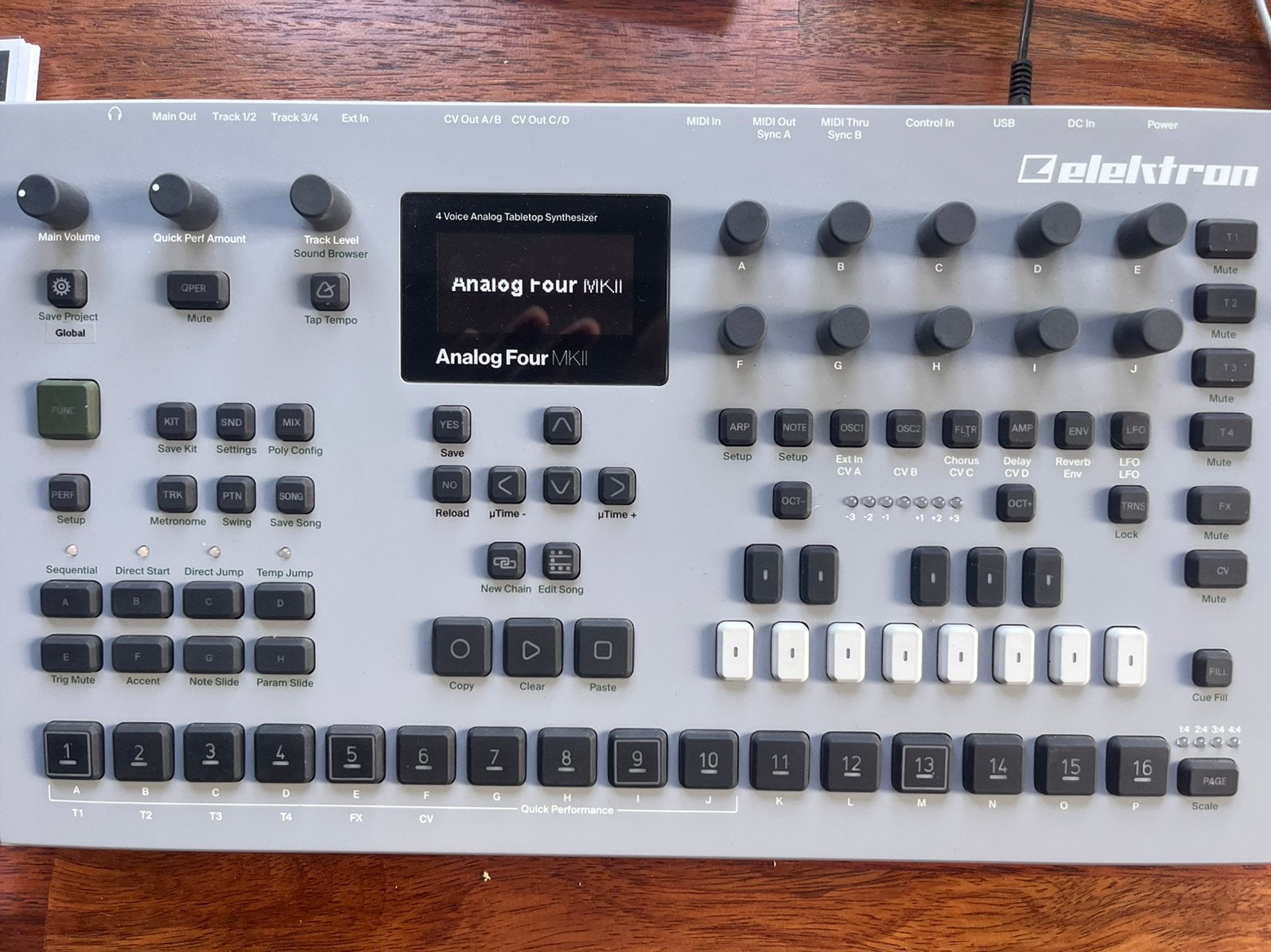 Elektron Analog 4 mkII, Muziek en Instrumenten, Ophalen of Verzenden, Gebruikt
