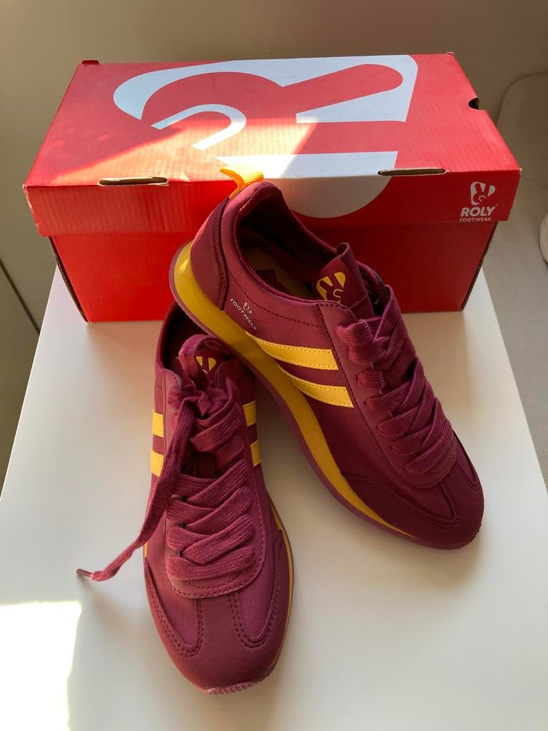 Sneakers - sportschoenen maat 41 Roly - NIEUW, Nieuw, Ophalen of Verzenden, Jongen of Meisje, Sportschoenen