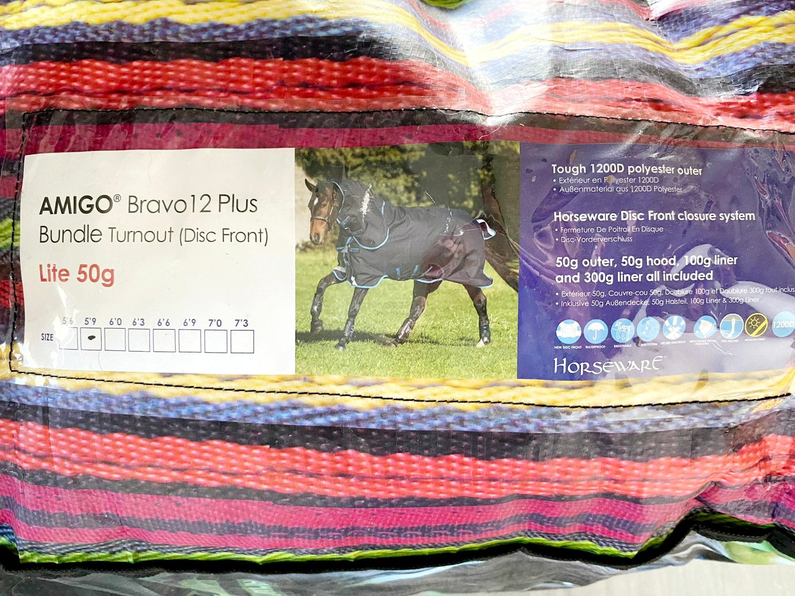Amigo Bravo 12 plus bundle Turnout (3 dekens+nek), Ophalen, Zo goed als nieuw, Nylon, Amigo