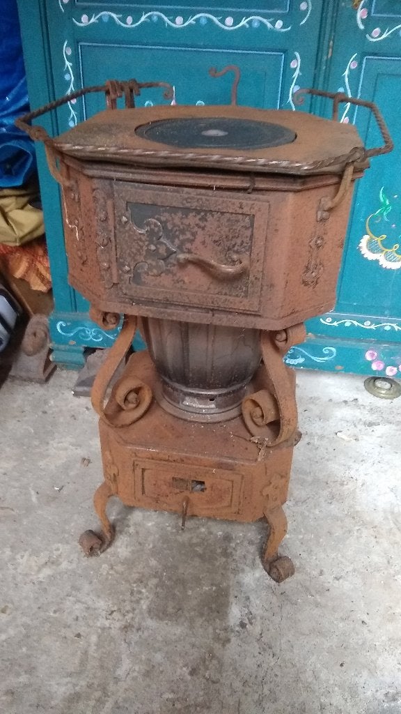 Antieke Leuvense stoof, Ophalen