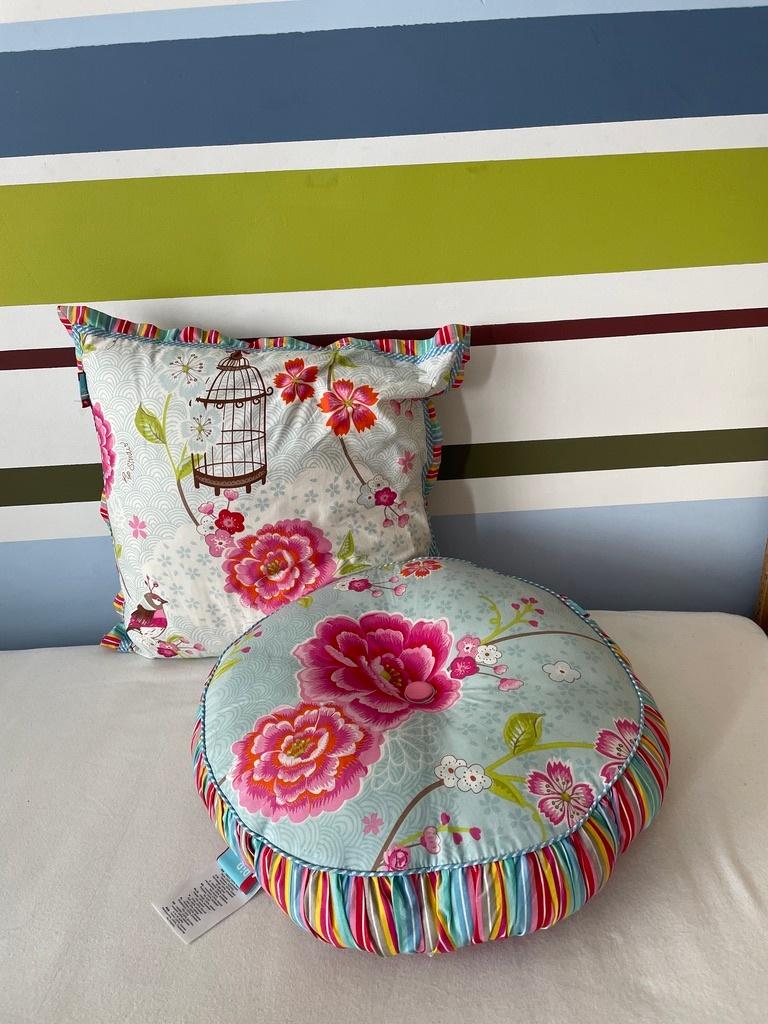 PIP Studio set 2 sierkussens, Huis en Inrichting, Woonaccessoires | Kussens, Ophalen, Zo goed als nieuw, Blauw, Rond