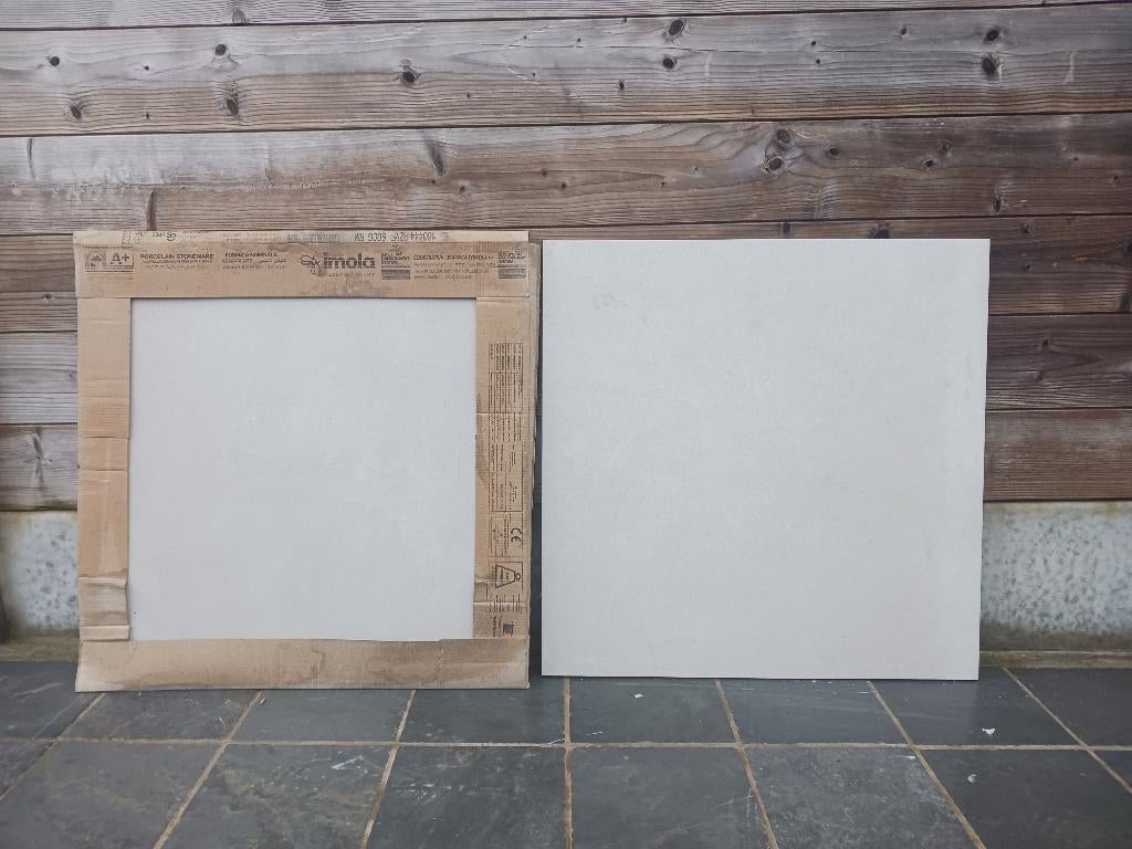 Vloer- en wandtegels AZUMA CLEAR GREY 14m², Ophalen, 40 tot 60 cm, 40 tot 60 cm, Zo goed als nieuw