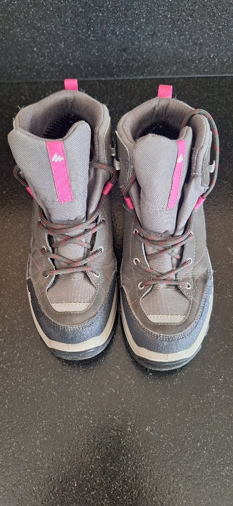 Wandelschoen Quechua maat 37 roos, Ophalen, Gebruikt, Meisje, Schoenen