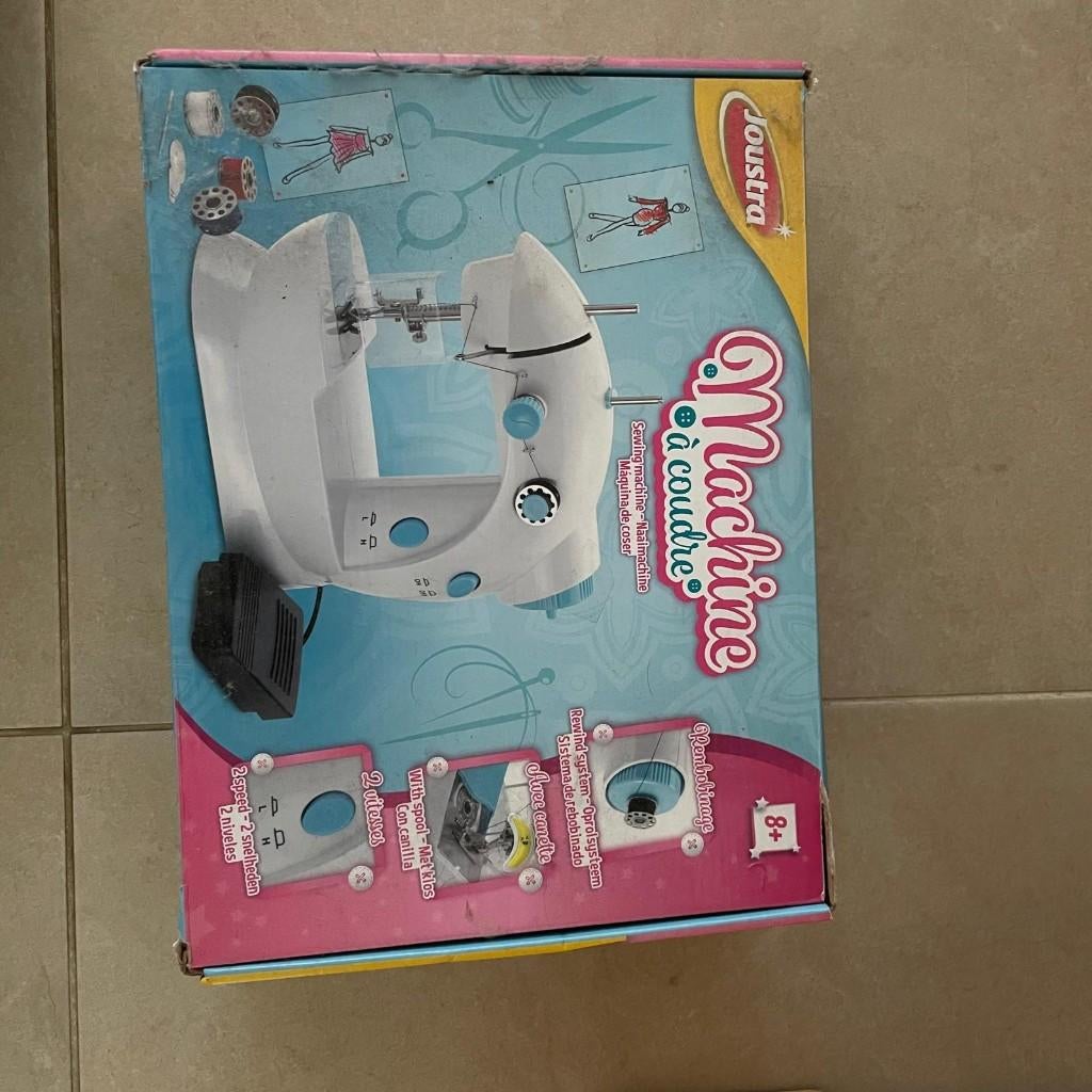 Speelgoed naaimachine, Ophalen, Zo goed als nieuw