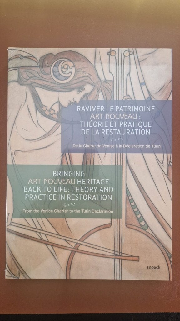Livre de restauration Art Nouveau FR/EN — neuf en plastique, Enlèvement ou Envoi, Neuf, Architecture général