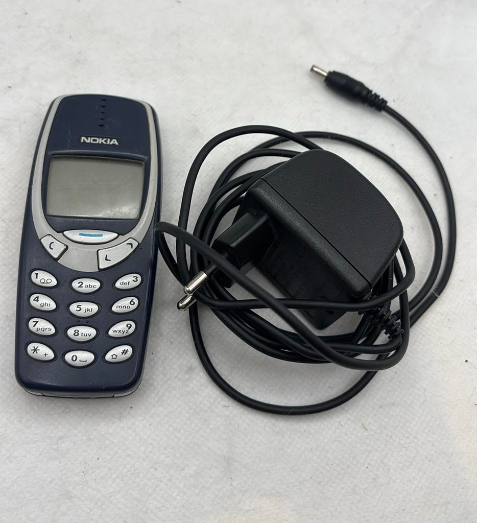 Nokia 3310 + oplader - Telefoon werkt niet, Verzamelen, Ophalen of Verzenden