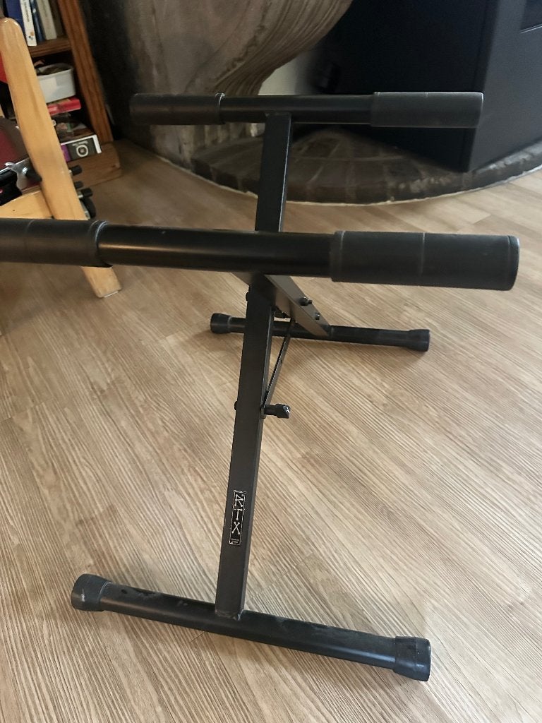 Amp Stand, Musique & Instruments, Enlèvement, Comme neuf