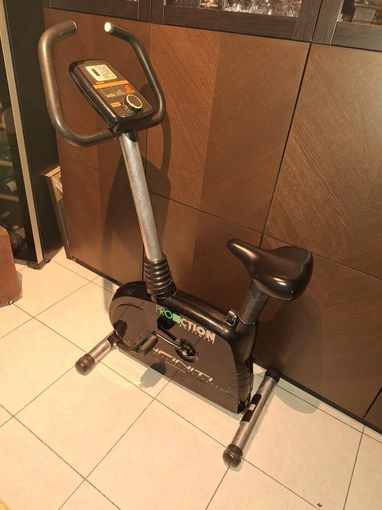 Vélo d'appartement de la marque Proaction. , Enlèvement, Utilisé, Vélo d'appartement