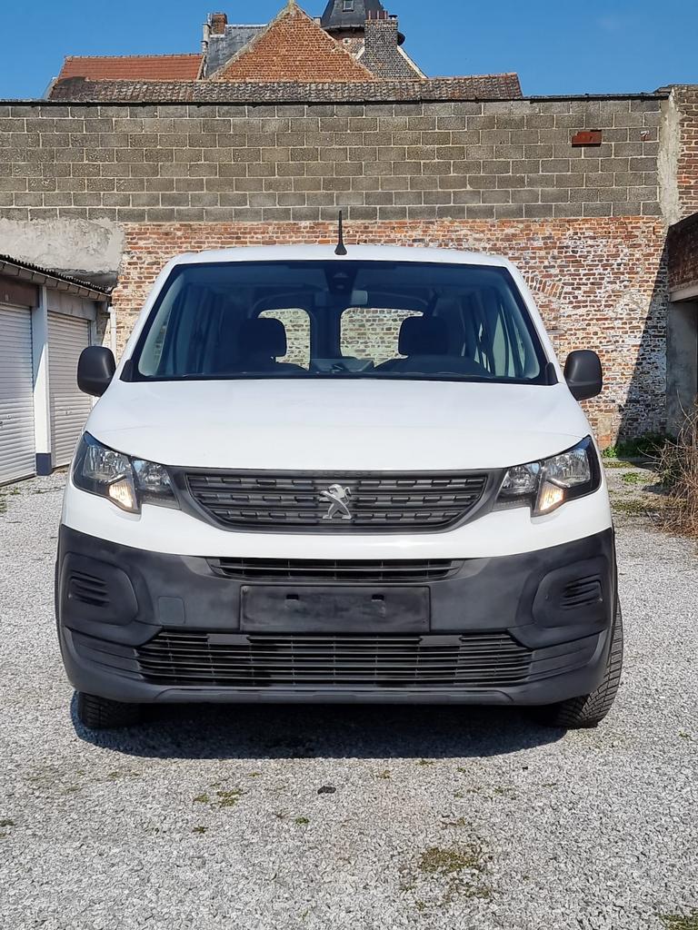 Peugeot rifter 2020, Auto's, Bestelwagens en Lichte vracht, Wit, 5 deurs, Particulier, Te koop