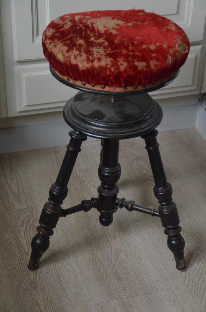 Antieke pianokruk en oude zetel, Antiek en Kunst, Ophalen