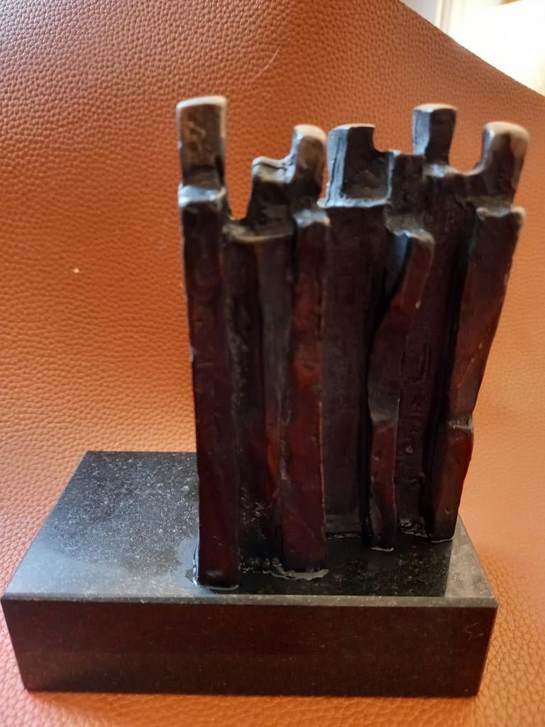 Verbronsd beeldje 13cm samen sterk Artihove, Antiek en Kunst, Ophalen of Verzenden