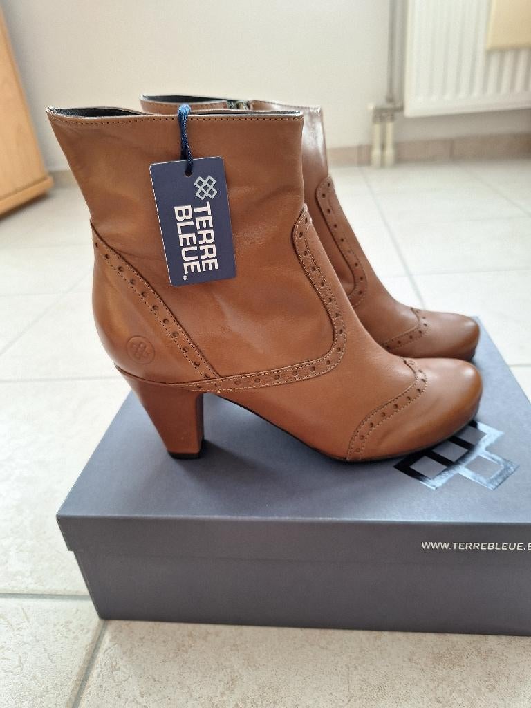 Korte laarsjes Terre Bleue cognac (maat 39) - nieuw, Kleding | Dames, Schoenen, Bruin, Terre Bleue, Lage of Enkellaarzen, Nieuw