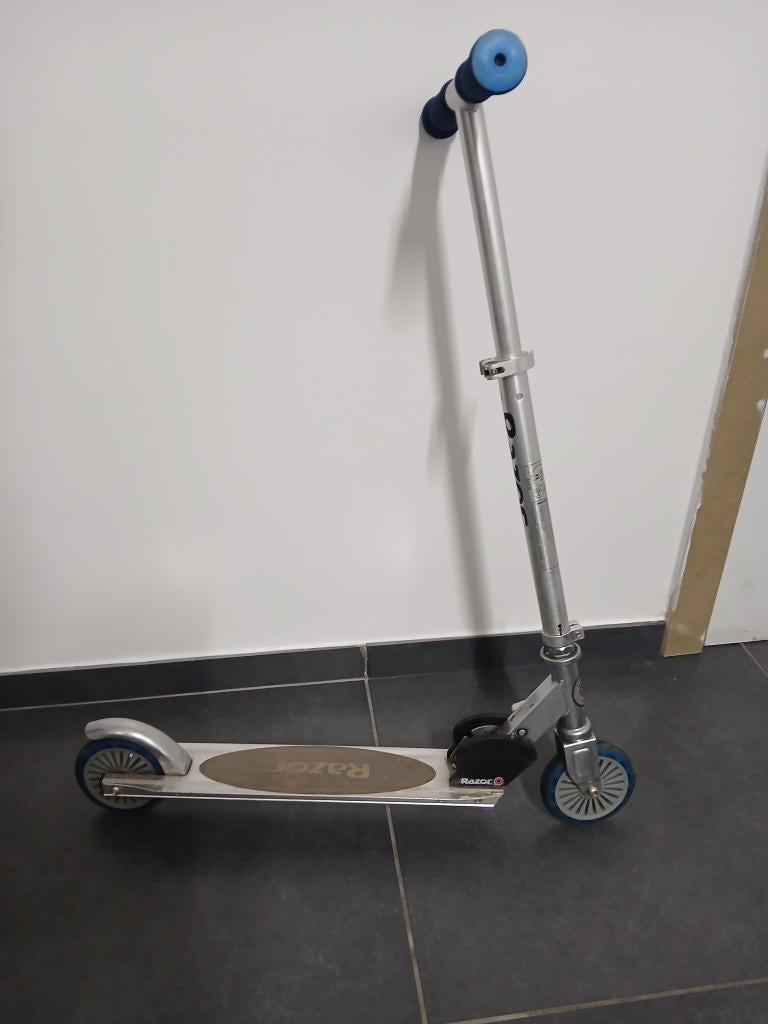 25€ Trotinnette RAZOR Scooter A125, Enlèvement, Utilisé, Step simple