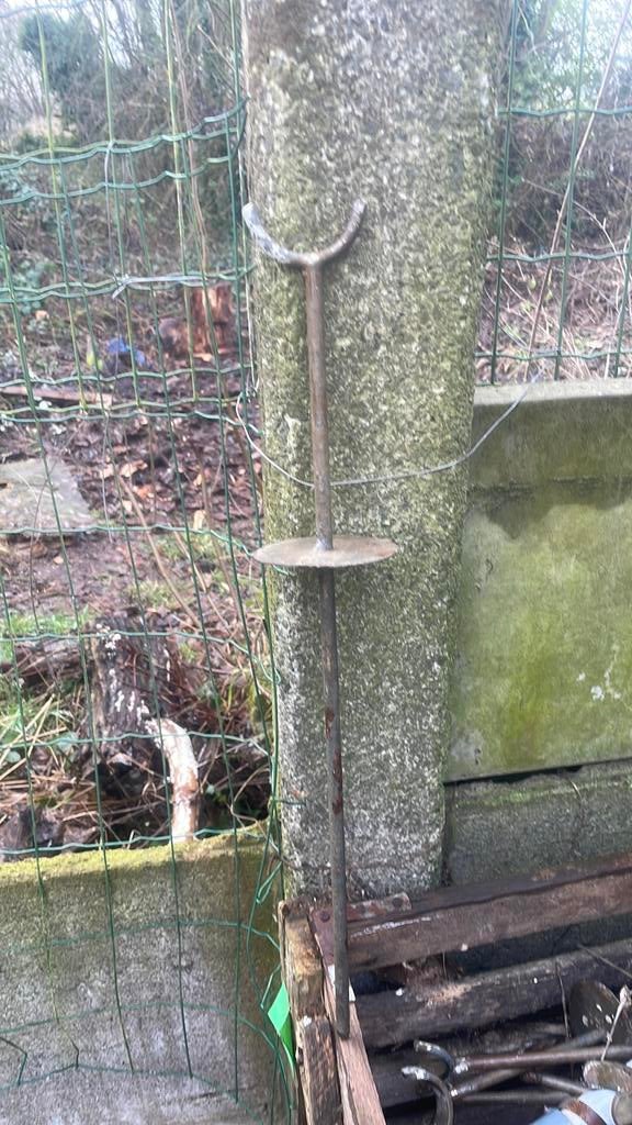 Steunen voor buizen, Ophalen, Zo goed als nieuw