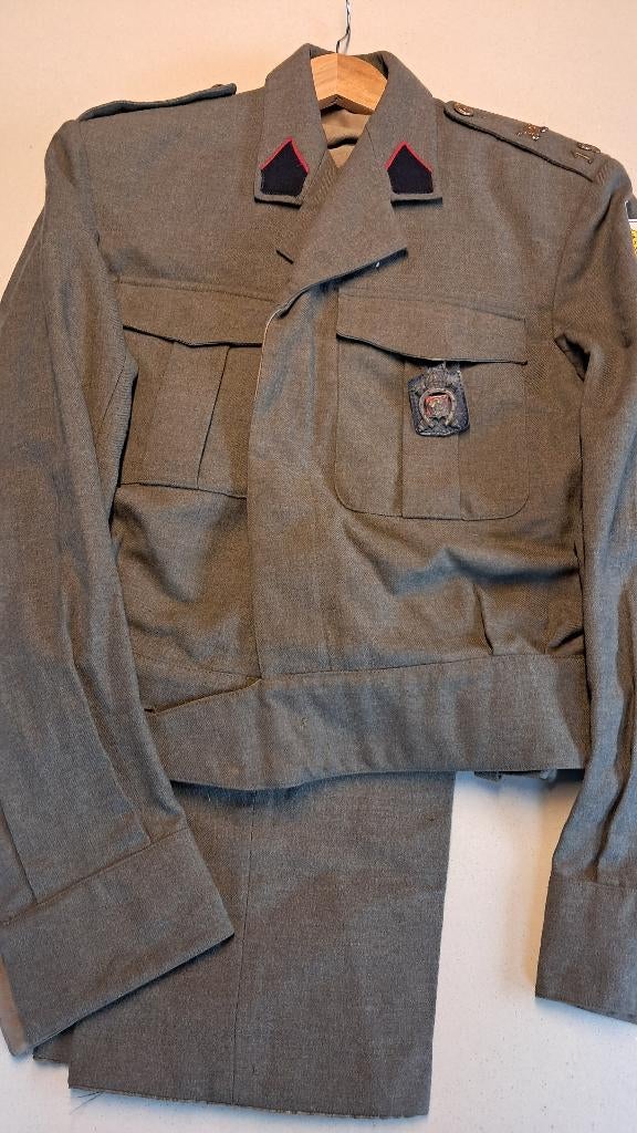 BELGIQUE - ABL - TENUES DIVERSES, Verzamelen, Militaria | Algemeen, Landmacht, Kleding of Schoenen, Ophalen of Verzenden