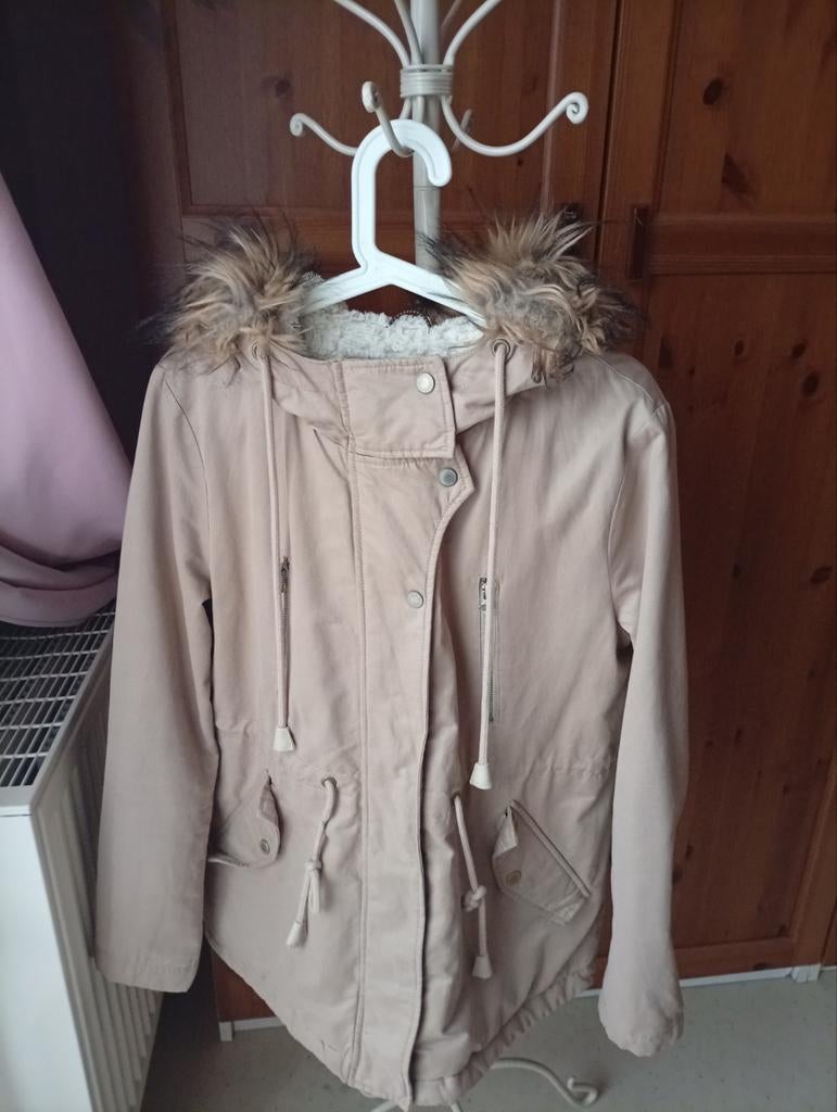 Veste d'hiver femme taille 42 couleur beige avec capuche, Beige
