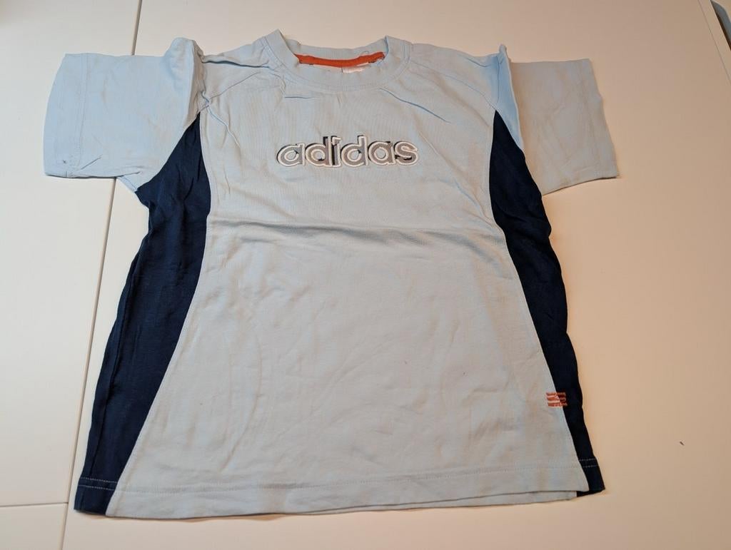 T-shirt Adidas, Enfants & Bébés, Vêtements enfant | Taille 128, Enlèvement ou Envoi, Ensemble, Comme neuf, Adidas