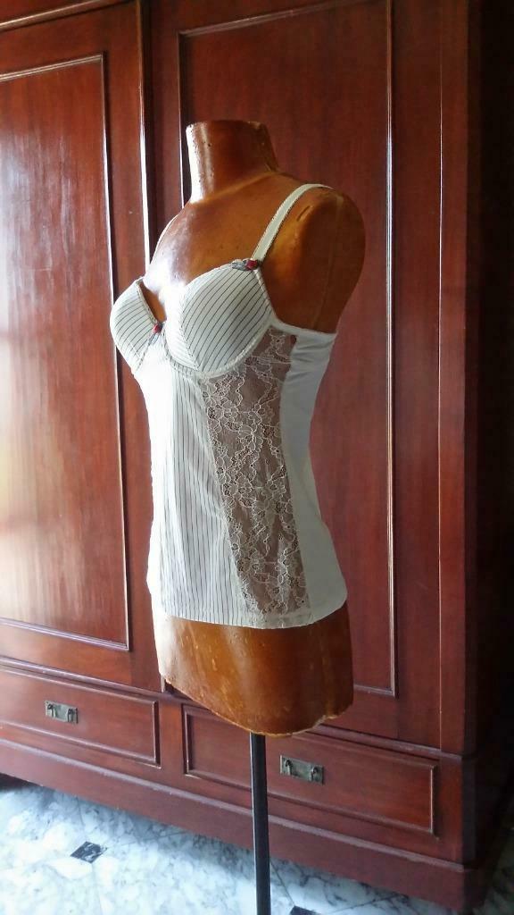 Bustier / corset / corset BIAGGINI blanc rayé de roses, Vêtements | Femmes, Biaggini, Enlèvement ou Envoi, Blanc, Body ou Corset