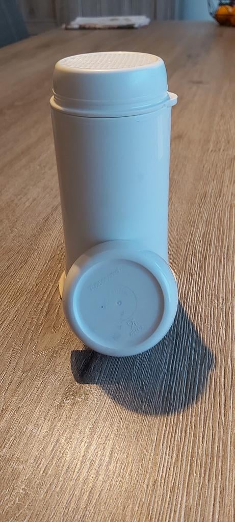 Poedersuiker strooier tupperware, Enlèvement