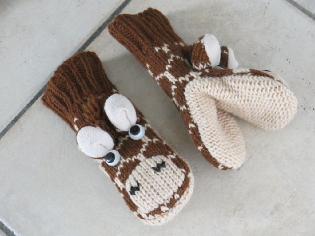 Een paar superleuke, dikke, warme wanten giraf, NIEUW, Ophalen of Verzenden, Nieuw, Handschoenen