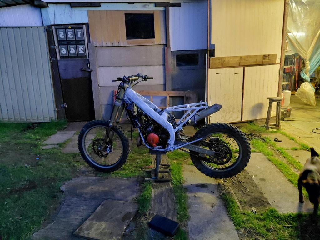 Honda hm 50 2t zonder papier te ruilen crossmotor, Fietsen en Brommers, Ophalen of Verzenden