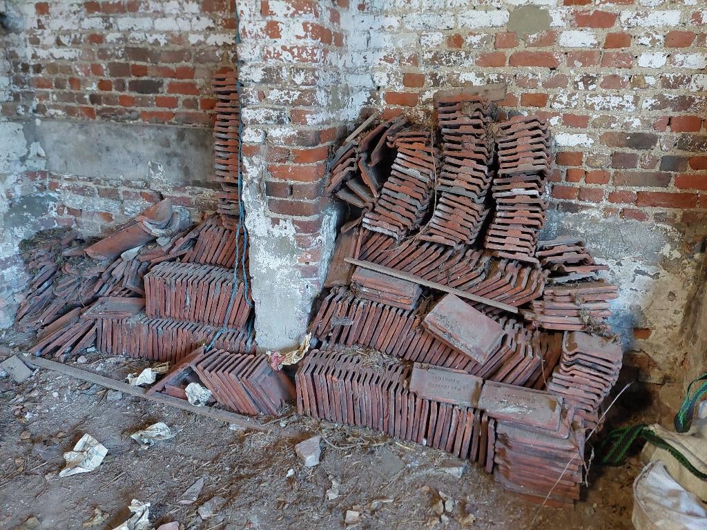 Gratis dakpannen, Ophalen, Gebruikt, Steen of Klei, 5 tot 10 m²