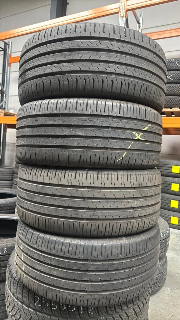 2454518  245/45/18  245/45R18 zomer merk Continental, Ophalen