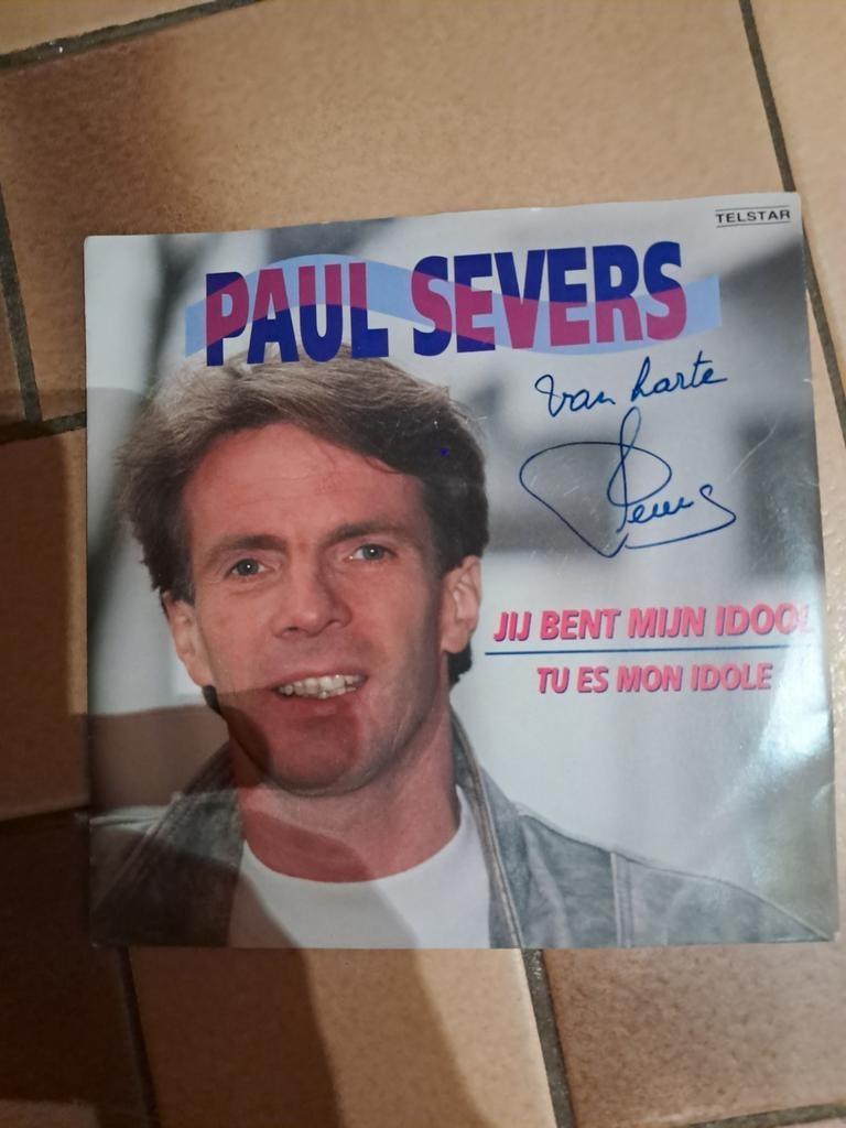 Gehandtekende single : Paul Severs - jij bent mijn idool, Enlèvement ou Envoi, Comme neuf