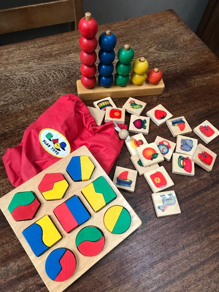 houten speelgoed plan toys, memory, puzzel, stapelkralen, Enlèvement, Utilisé, Autres types