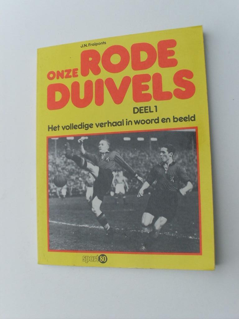 ONZE RODE DUIVELS (het volledige verhaal deel 1), Ophalen of Verzenden, Zo goed als nieuw, Balsport