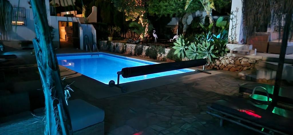 Villa discrète de style boutique à louer à Calpe, Propriétaire, 8 personnes, 4 chambres ou plus, Lit enfant