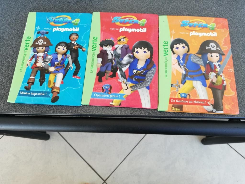 3 livres Super 4 de la Bibliothèque Verte, Enlèvement ou Envoi, Utilisé, Bibliothèque verte, Fiction général