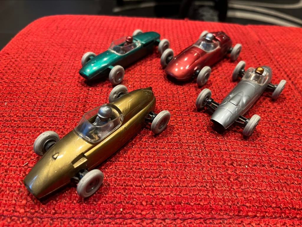 LOT 4x Vintage Racer Cars plastic models, Ophalen
