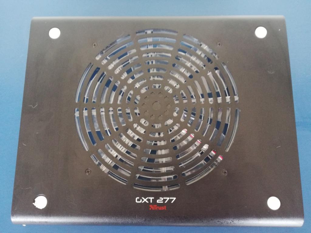 Trust GXT 277 laptop cooling stand, Computers en Software, Laptopstandaarden, Ophalen of Verzenden, Zo goed als nieuw, Trust