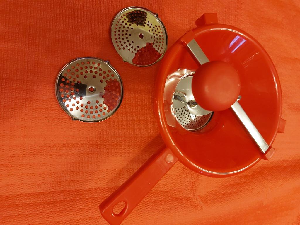 Ustensile de cuisine passe-vite, Enlèvement, Utilisé